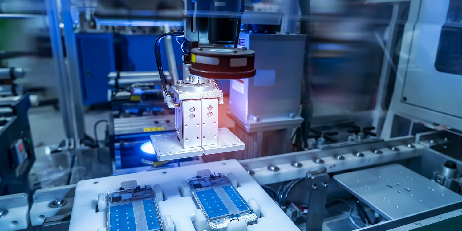 stock-photo-automatic-vision-sensor-camera-system-in-mobile-phone-intellegence-factory-2347257313.jpg